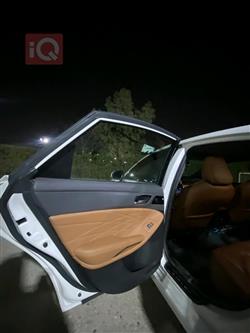 تۆیۆتا ئەڤەلۆن